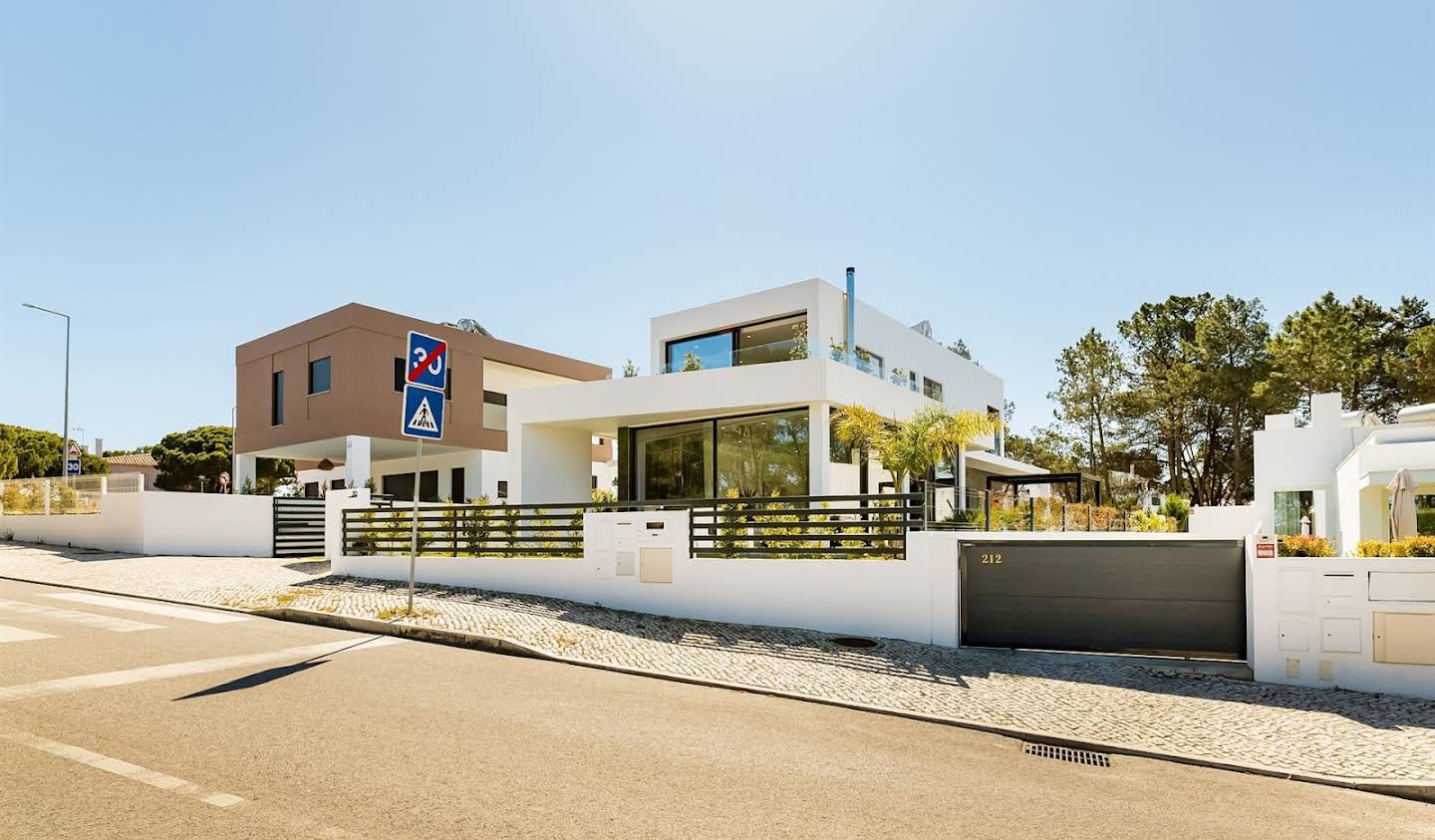 House Sesimbra