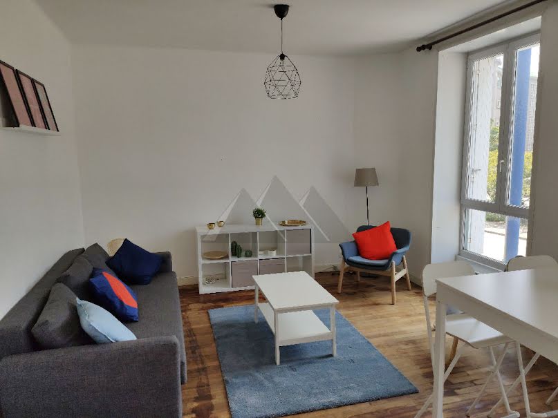 Location meublée appartement 5 pièces 91 m² à Brest (29200), 1 330 €