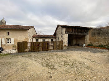 maison à Villebois-Lavalette (16)