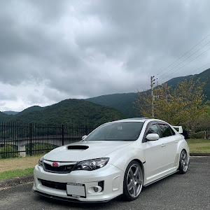 インプレッサ WRX STI GVF