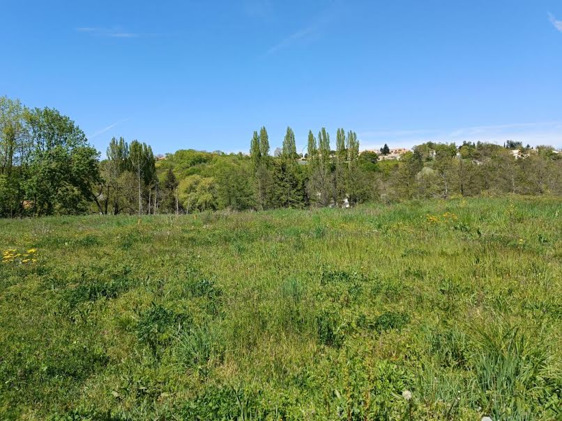 Vente terrain  2405 m² à Ruelle-sur-Touvre (16600), 284 500 €