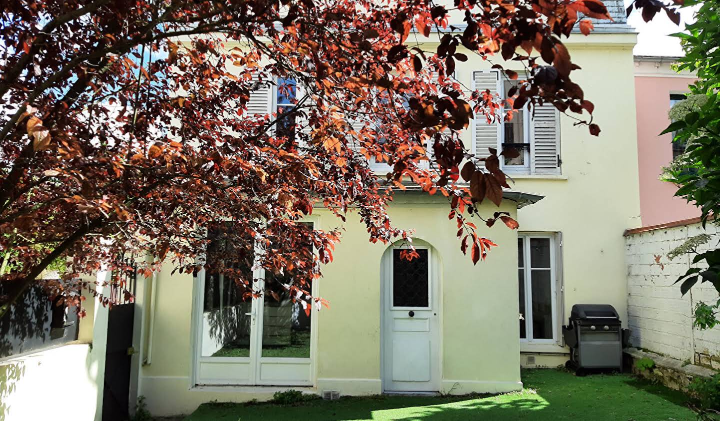 House Saint-Cloud