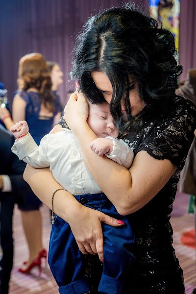 Fotógrafo de casamento Cezar Zanfirescu (cezarzanf). Foto de 8 de março 2017