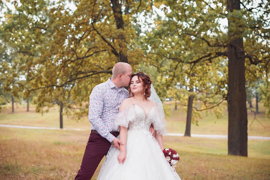 Wedding photographer Violetta Shkatula (violettashkatula). Photo of 31 October 2019