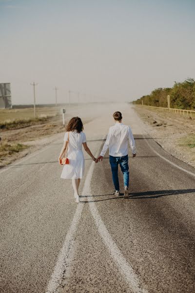 Fotografo di matrimoni Anna Zelenskaya (annazelenskaya). Foto del 1 aprile 2021