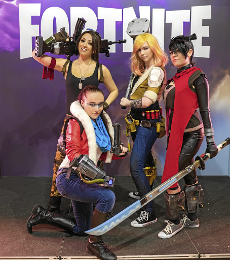 'Fortnite' cosplayers at Germany's Gamescon.