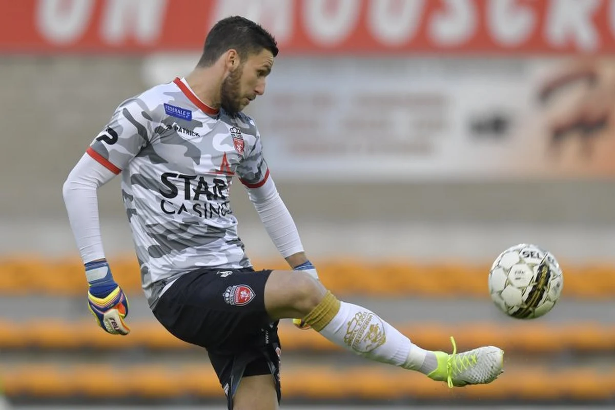 Defourny : "Cette première clean sheet fait du bien"