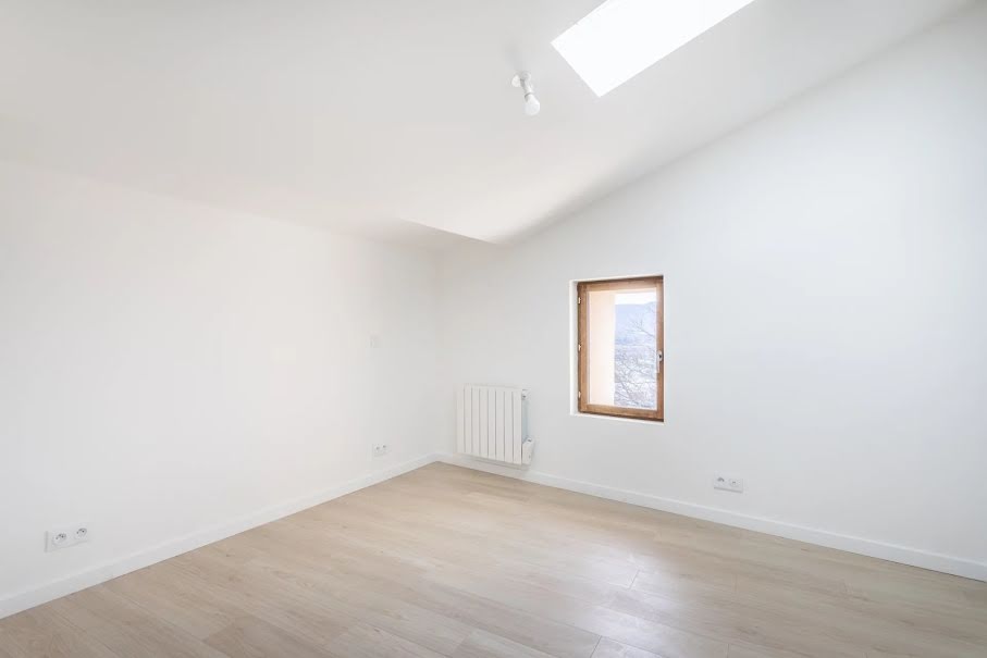 Vente appartement 3 pièces 48.85 m² à Pourrières (83910), 185 000 €