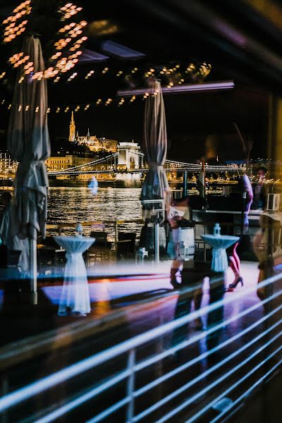 Fotógrafo de casamento Virág Mészáros (awhjs). Foto de 19 de fevereiro 2019