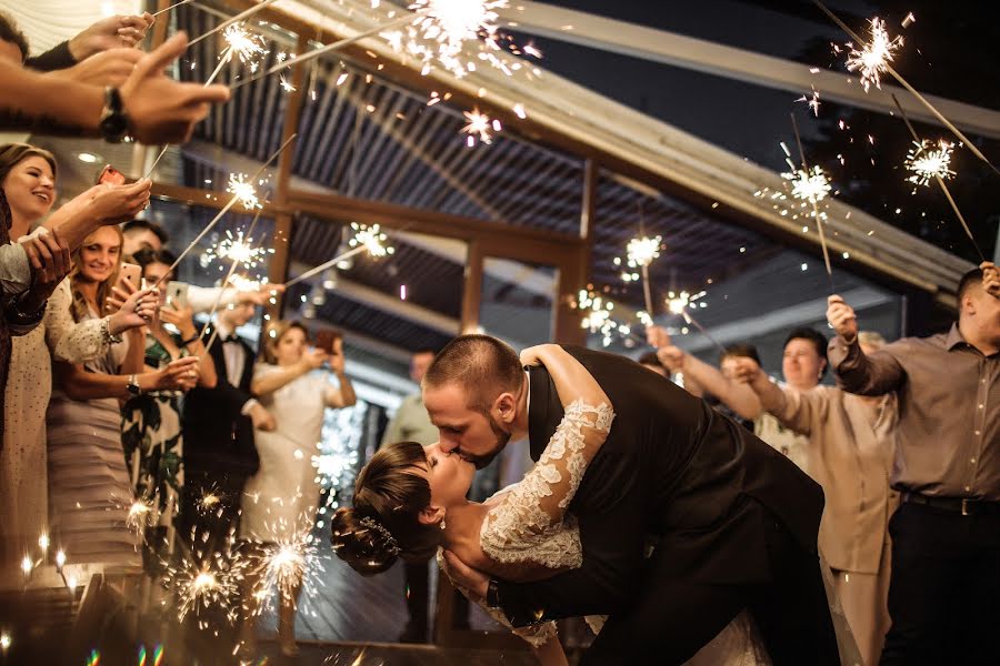 Fotógrafo de casamento Roman Kargapolov (rkargapolov). Foto de 2 de janeiro 2019