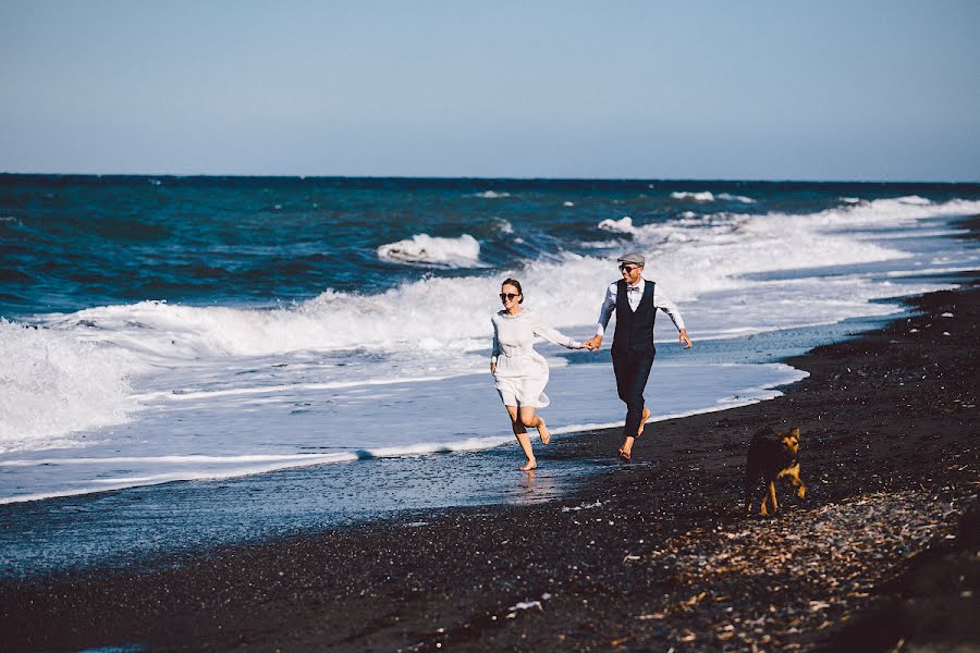 Wedding photographer Yuriy Rachkov (wedmagic). Photo of 25 December 2013