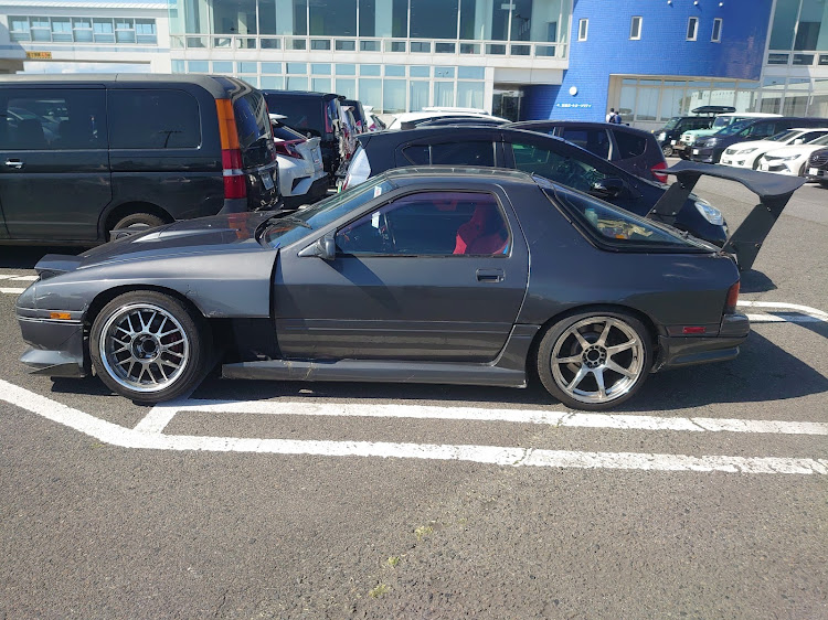 まさたかさんが投稿した陸送・ドリフト・サーキット・RX-7に関するカスタム事例の投稿画像2枚目