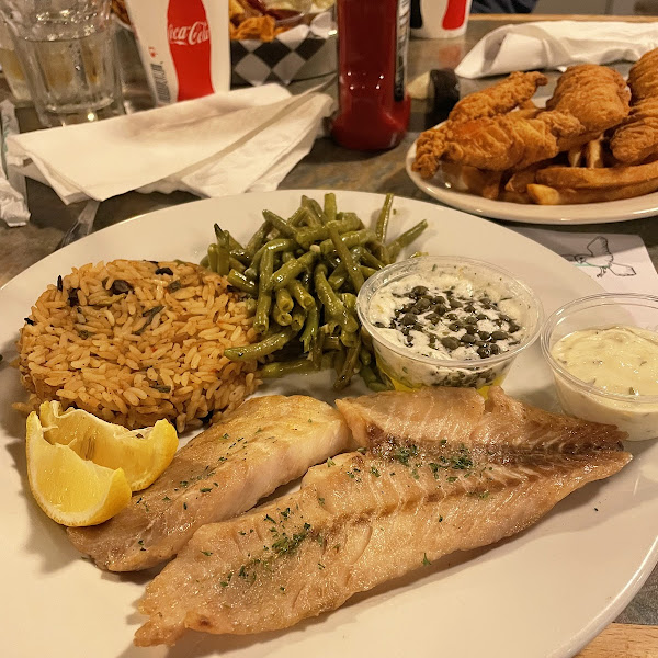 Seared Snapper, rice pilaf, saiteed green beans, with a side of butter garlic with capers. Yumm!