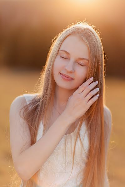 Bröllopsfotograf Viktoriya Morozova (vicamorozova). Foto av 10 februari 2016