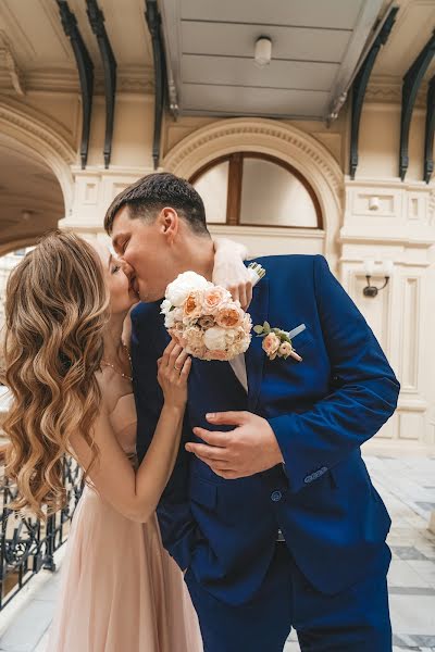 Fotógrafo de casamento Larisa Moskalenko (laragrant). Foto de 27 de outubro 2019