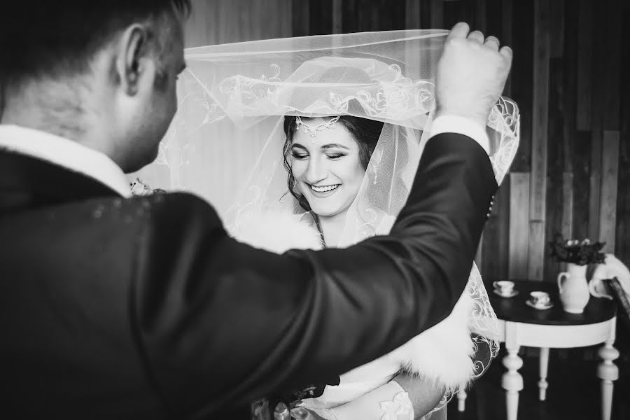 Fotógrafo de bodas Ekaterina Levickaya (katyalev). Foto del 3 de marzo 2017