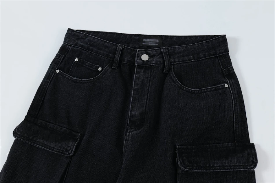 Pantalon de travail homme en jean multi-poches. Résistant et fonctionnel pour les professionnels. Nombreux rangements pour outils. Confortable et durable.