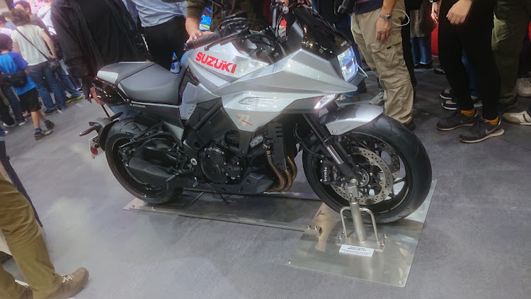 スカイライン GT-RのBCNR33・RB26・イグニッションコイル・不調・東京モーターショーに関するカスタム事例の投稿画像6枚目