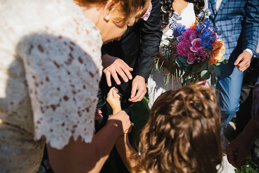 Wedding photographer Evgeniy Lobanov (lobanovee). Photo of 10 April 2017