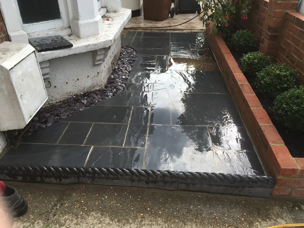 Preview of Walthamstow : front patio .