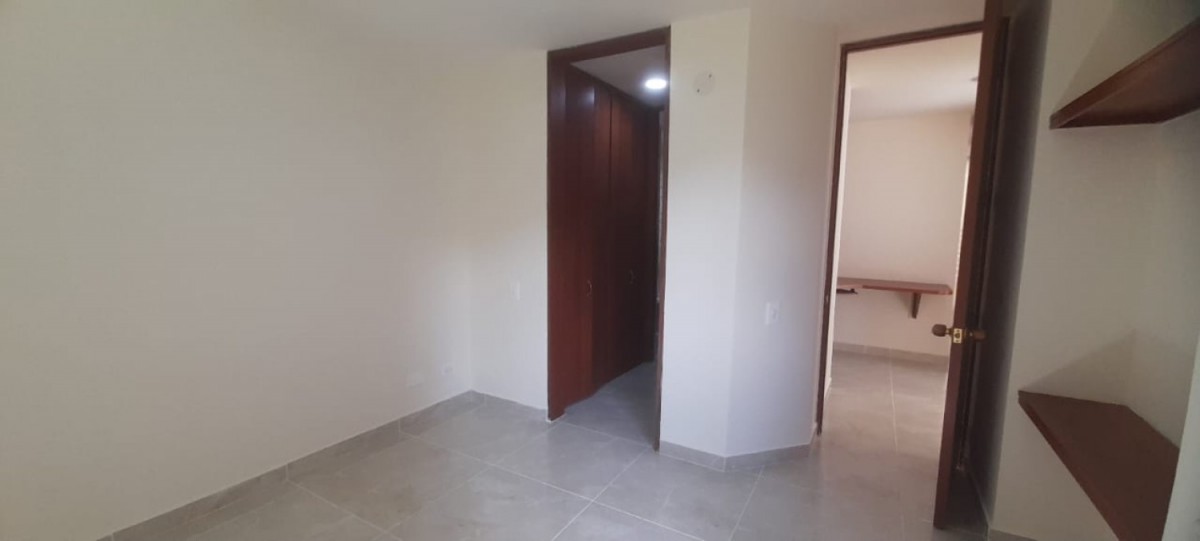 Apartamento En Arriendo - Mazuren, Bogota