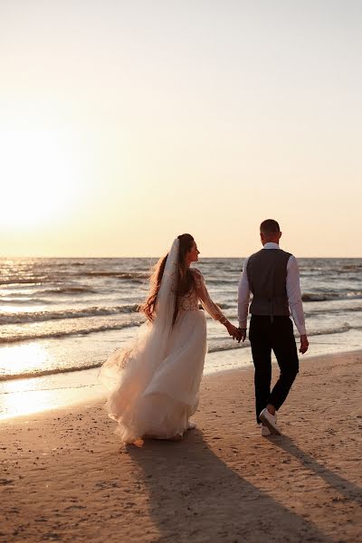 Fotógrafo de casamento Olga Yashnikova (yashnikovaolga). Foto de 16 de maio 2023