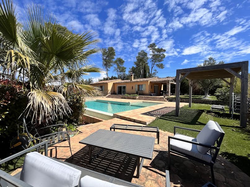 Vente villa 5 pièces 153 m² à Vidauban (83550), 649 000 €