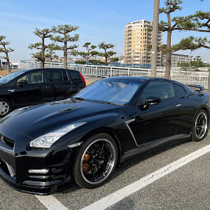 NISSAN GT-R R35