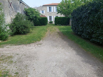 maison à Saint-Christophe (17)