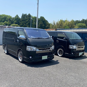 ハイエースバン KDH206V