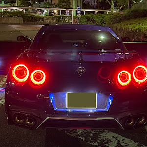 NISSAN GT-R R35