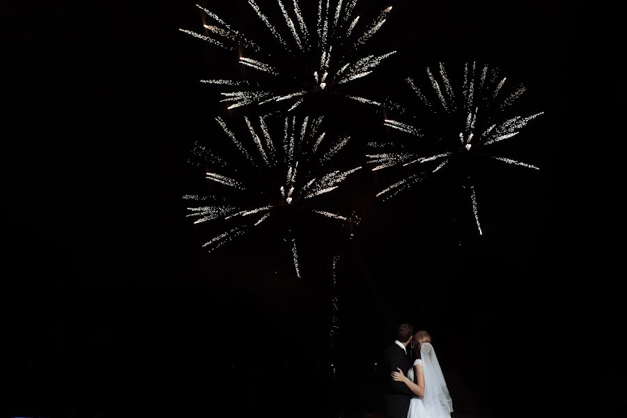 Wedding photographer Olga Advakhova (advahhova). Photo of 13 November 2021