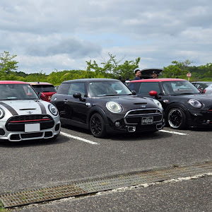 ミニ ハッチバック JCW
