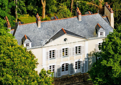 Property with garden 4