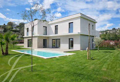 Villa 1