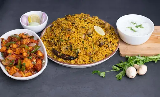 Mushroom Biryani & Chilli Paneer [2 Pieces]