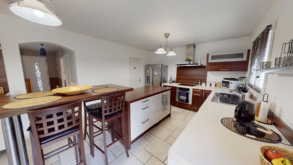 Vente maison 5 pièces 166 m² à Moret-Loing-et-Orvanne (77250), 460 000 €