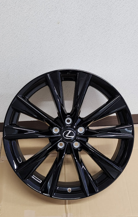NXのサクラと愛車・4月もよろしくお願い致します🌸・ホイール交換・LEXUS NX・愛車点検！に関するカスタム事例の投稿画像5枚目