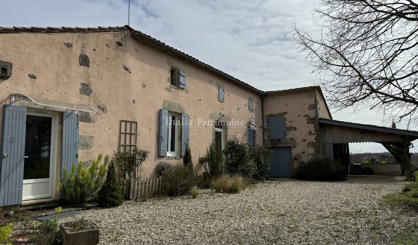 House with terrace Cadillac sur Garonne