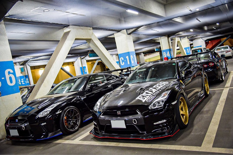 ベジータさんが投稿した神戸・GT-R・GTR35・R35・NISSANに関するカスタム事例の投稿画像1枚目