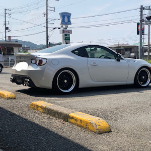 86