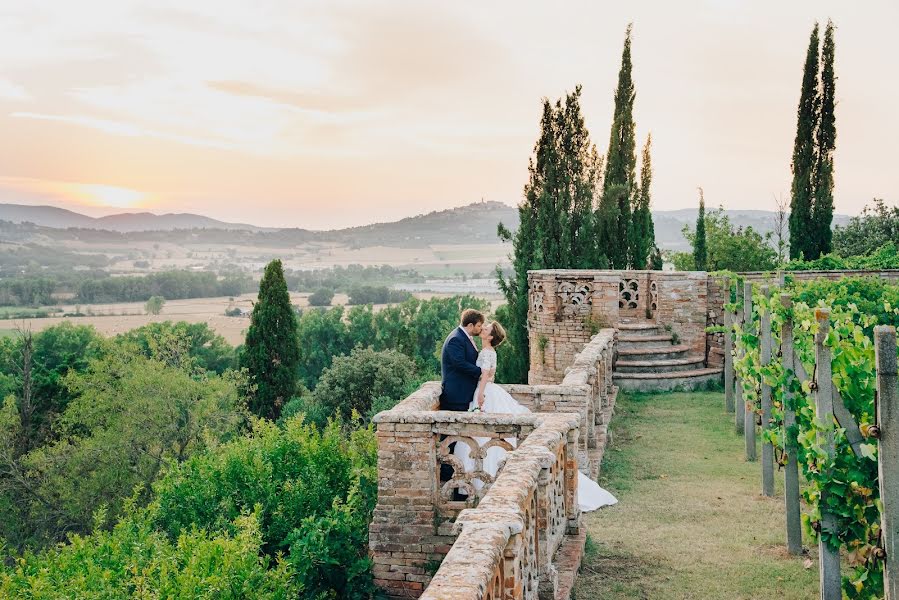 Fotografo di matrimoni Olga Merolla (olgamerolla). Foto del 1 novembre 2018