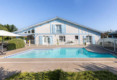 House with pool and terrace 1