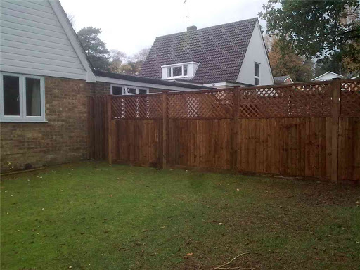 Closeboard Panels and Privacy Trellis