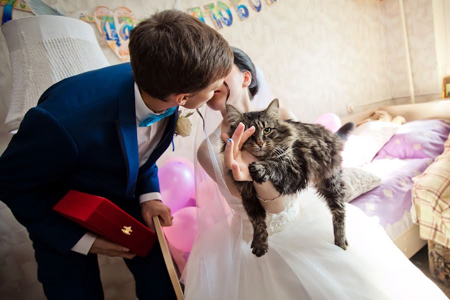 Fotografo di matrimoni Sergey Shuvalov (esvertes). Foto del 20 novembre 2015