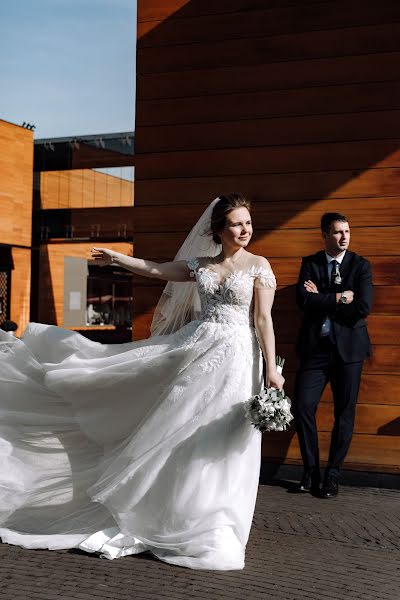 Wedding photographer Evgeniy Lovkov (lovkov). Photo of 6 February 2021