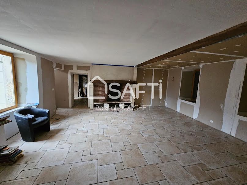 Vente maison 6 pièces 227 m² à Saponay (02130), 275 000 €