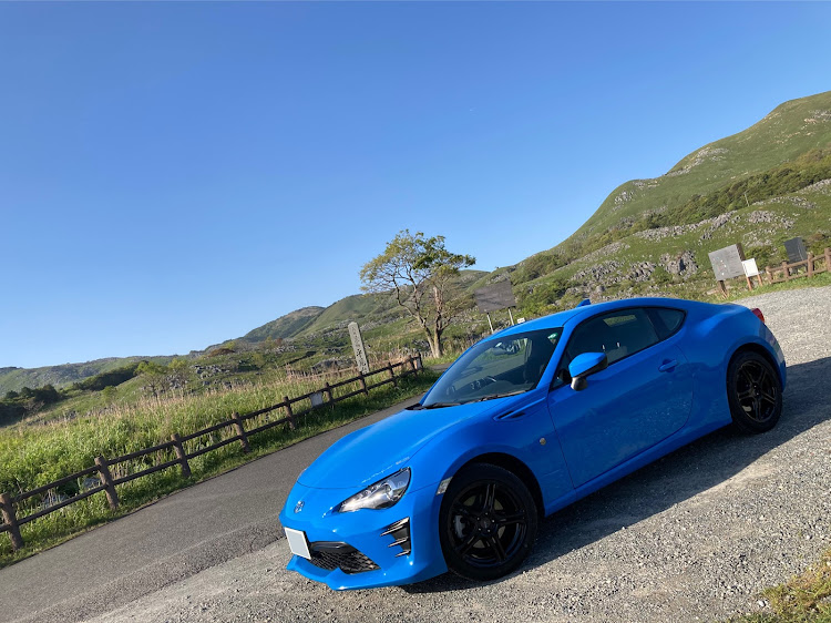 86のブライトブルー・ドライブ・平尾台・ゴールデンウィーク・ホイール交換に関するカスタム事例の投稿画像1枚目
