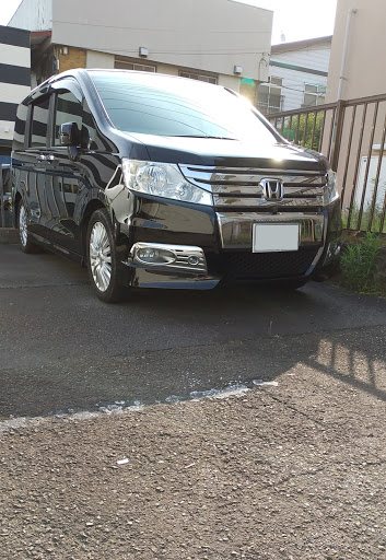 ホンダ ステップワゴンスパーダを華麗にカスタム By 鷹坊 07 昨日 日中時間無くて夜洗車 朝見たらちゃんと綺麗になってました 土曜に作業 内装にl Cartune