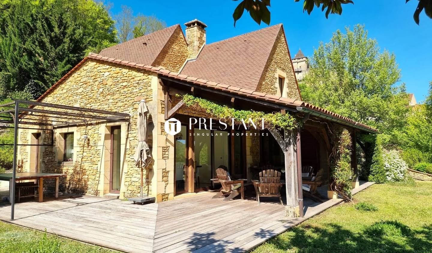 House with pool and terrace Sarlat-la-Canéda